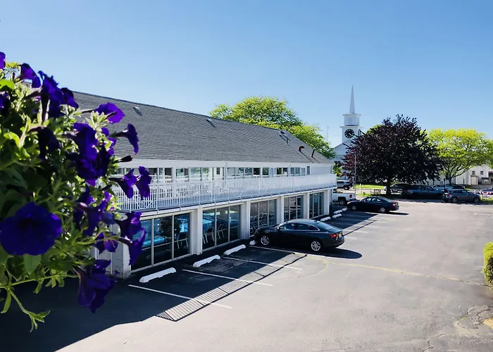 Motel: Hyannis Inn